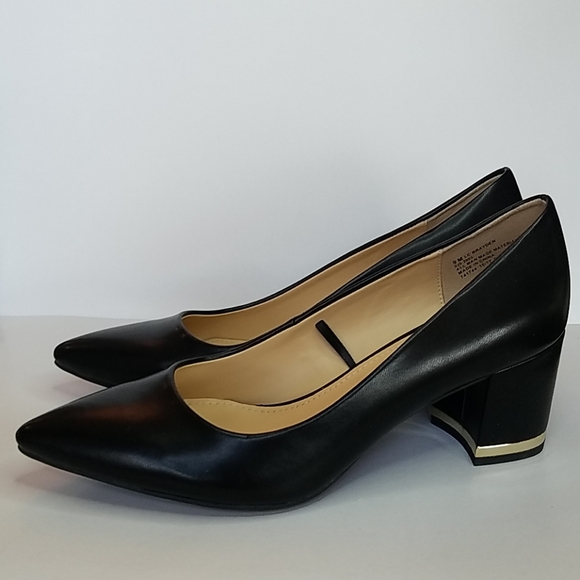 New Liz Claiborne Brayden Black Pumps 